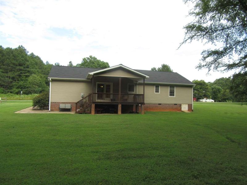 6179 Thom Rd, Graham, NC 27253