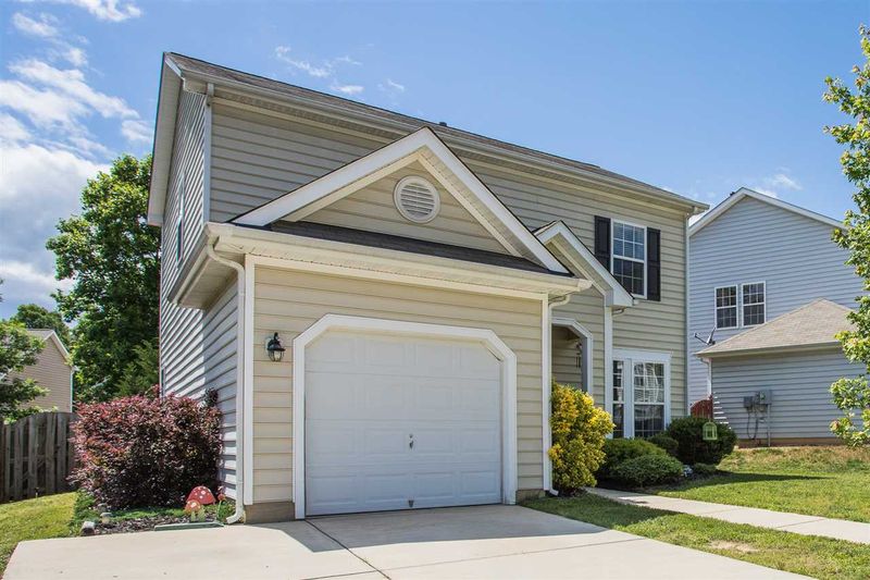 618 Ashbrittle Dr, Rolesville, NC 27571