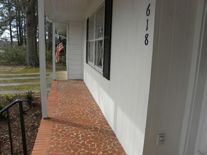 618 S Barbour St, Clayton, NC 27520
