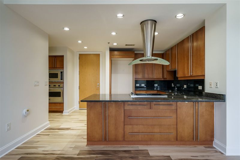 618 Boylan Ave N #930, Raleigh, NC 27603