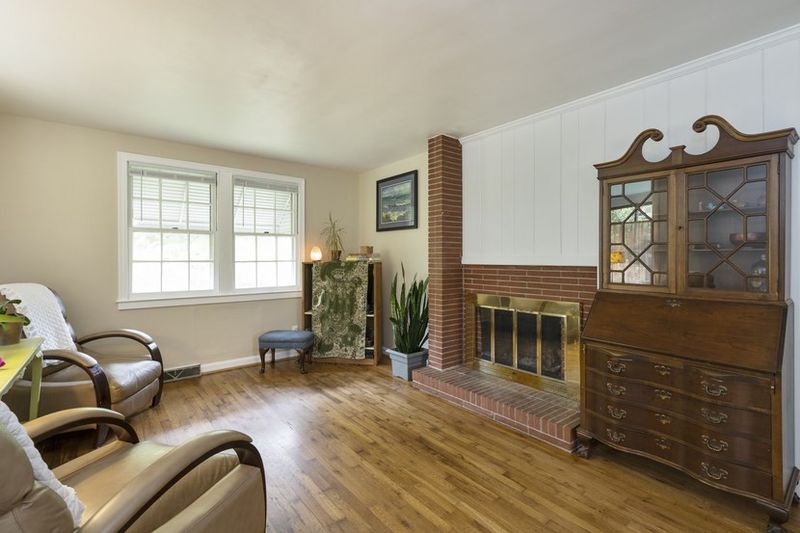 618 Colgate St, Durham, NC 27704