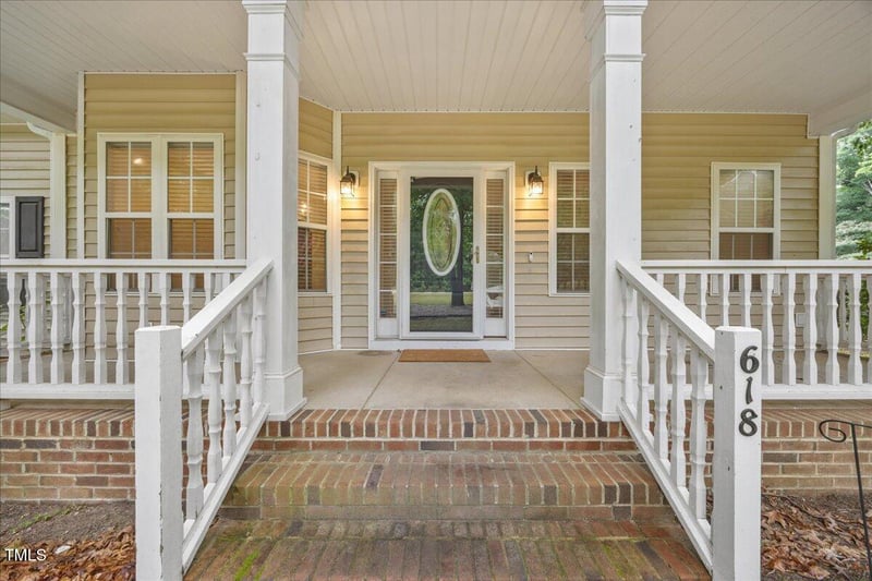 618 Durwood Dr, Raleigh, NC 27603