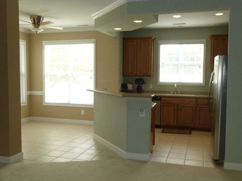 618 Eyam Hall Dr #109, Apex, NC 27502