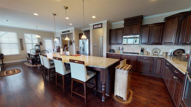 618 Fairway Dr, Mebane, NC 27302