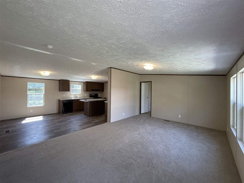 618 S Massey St, Selma, NC 27576
