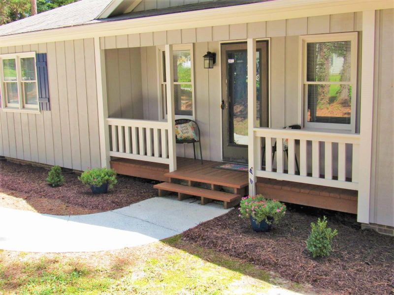 618 N Mineral Springs Rd, Durham, NC 27703