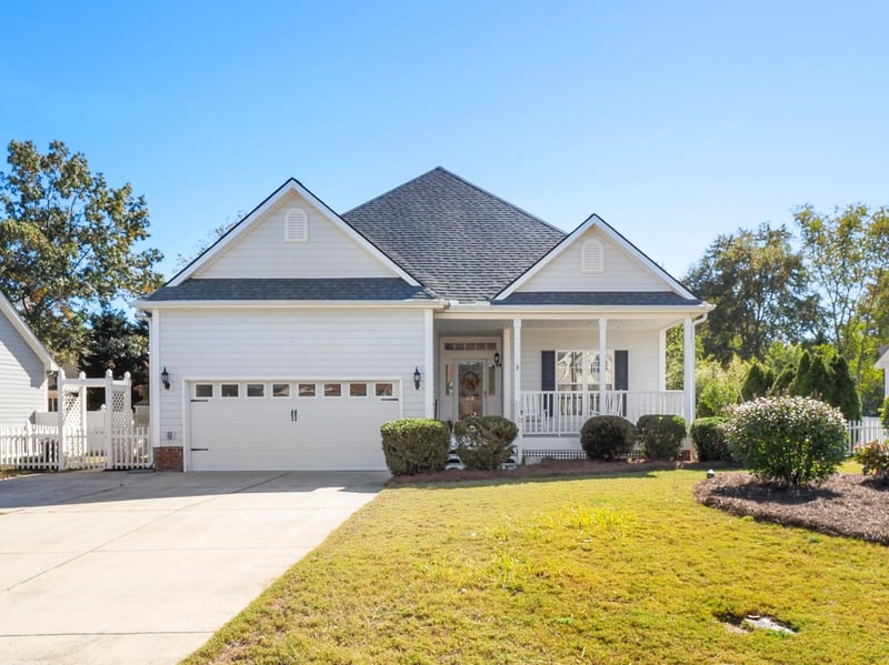 618 Occoneechee Dr, Fuquay Varina, NC 27526