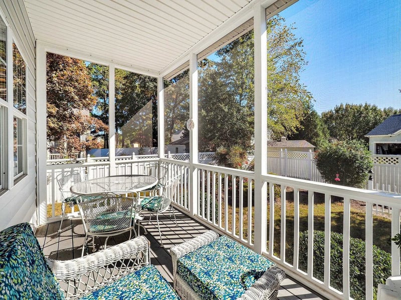 618 Occoneechee Dr, Fuquay Varina, NC 27526