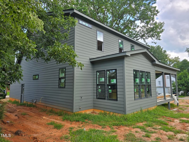 618 Powell Dr, Raleigh, NC 27606