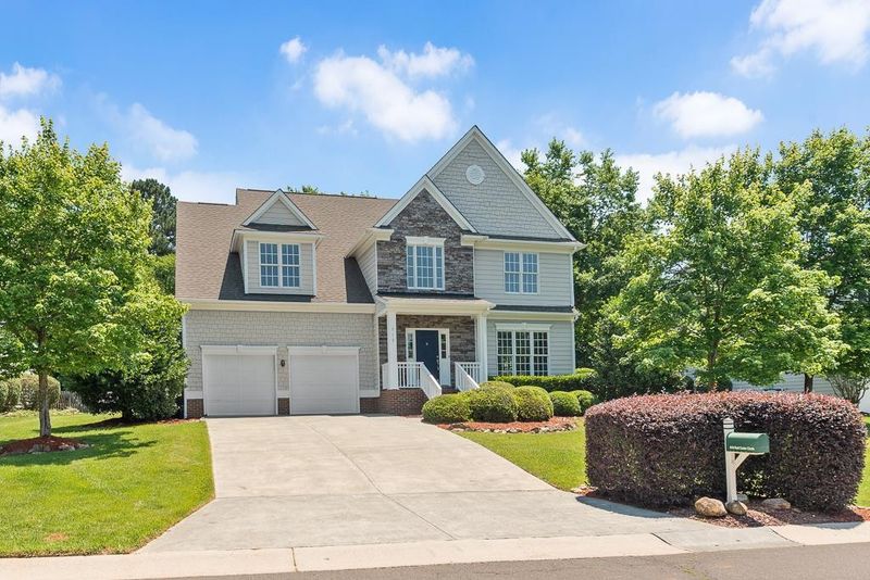 618 Red Cedar Cir, Durham, NC 27712