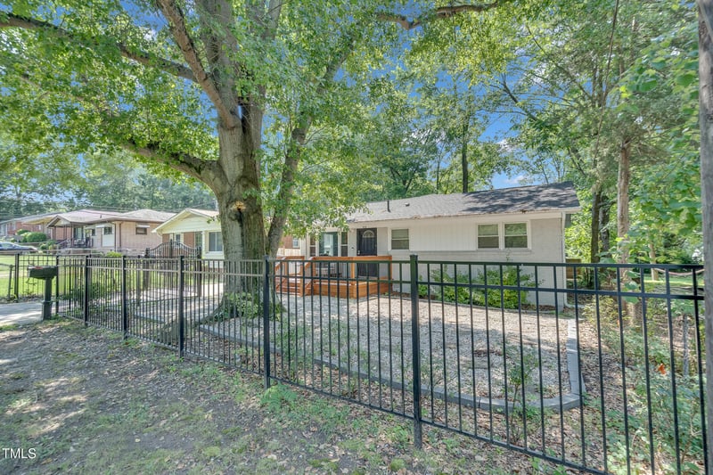 618 Troy St, Durham, NC 27703