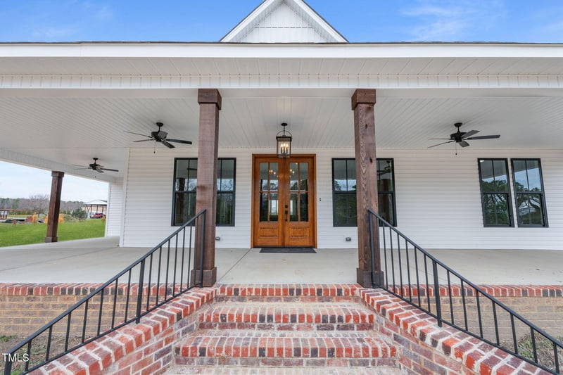 6185 Nc 50 , Benson, NC 27504