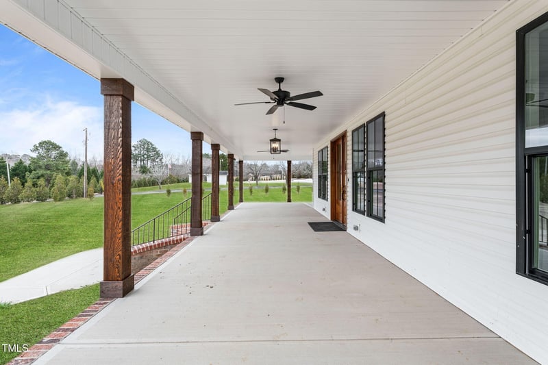 6185 Nc 50 , Benson, NC 27504