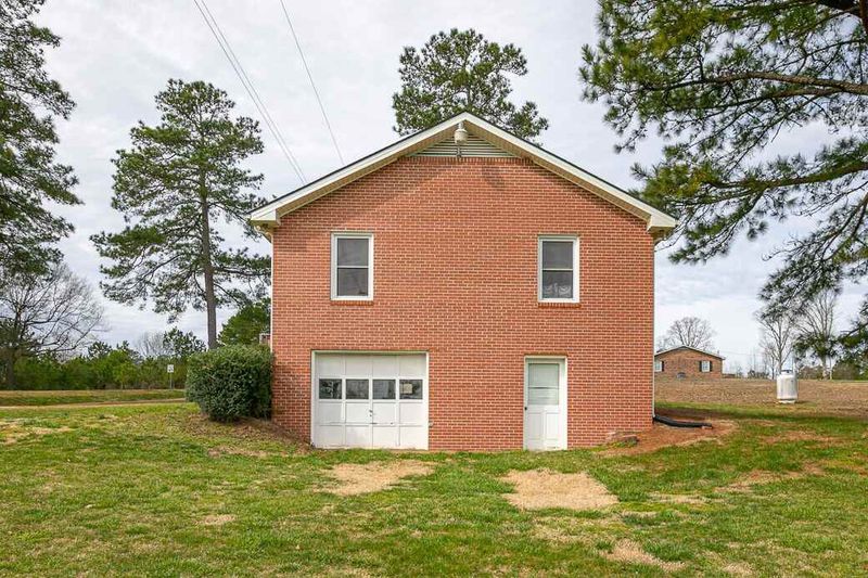 619 Arnold Rd, Louisburg, NC 27549