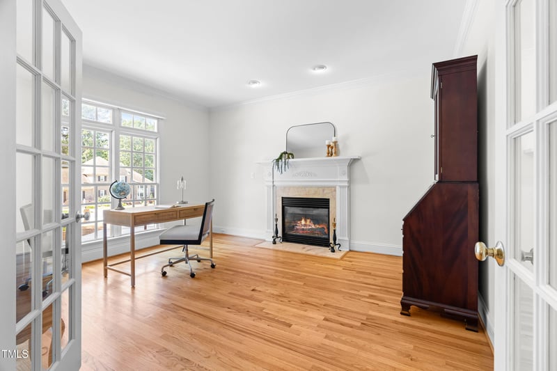 619 Baybush Dr, Raleigh, NC 27615