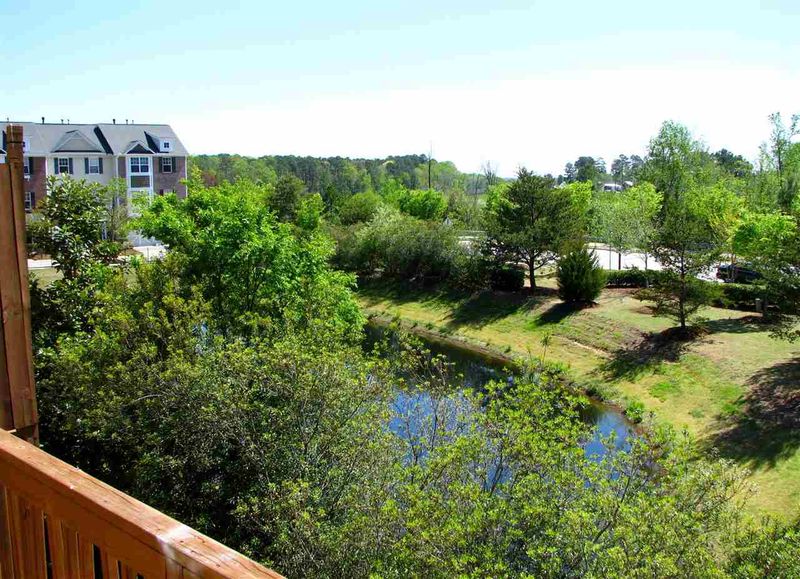 619 Carlton Commons Ln, Cary, NC 27519