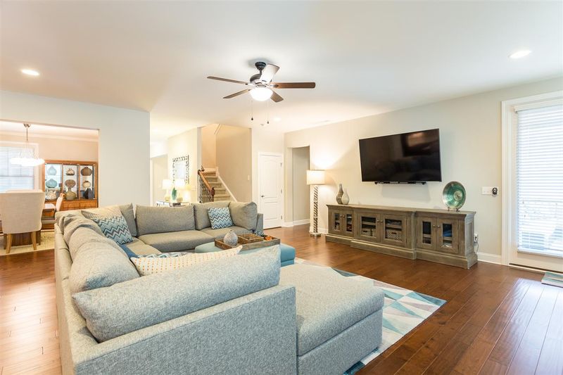 619 Covered Bridge Trl, Chapel Hill, NC 27517