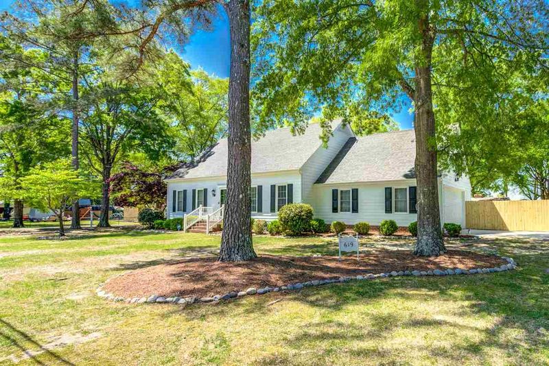 619 N Dunn St, Angier, NC 27501