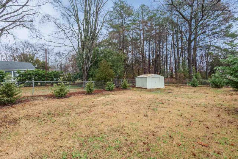 619 S Main St, Wake Forest, NC 27587