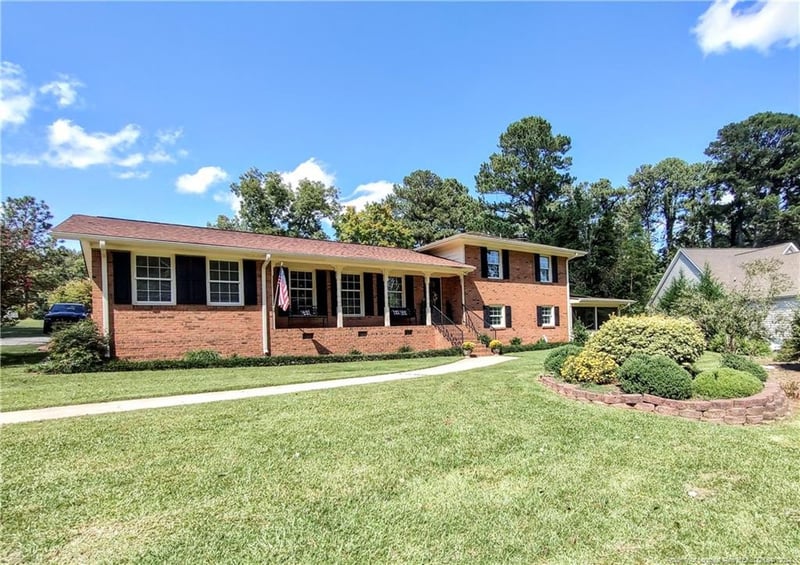 619 Mcleod Dr, Sanford, NC 27330