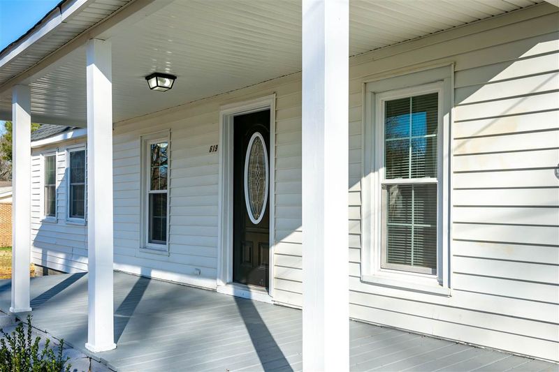 619 E Nelson Ave, Wake Forest, NC 27587