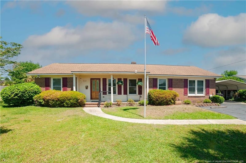 619 Northampton Rd, Fayetteville, NC 28303