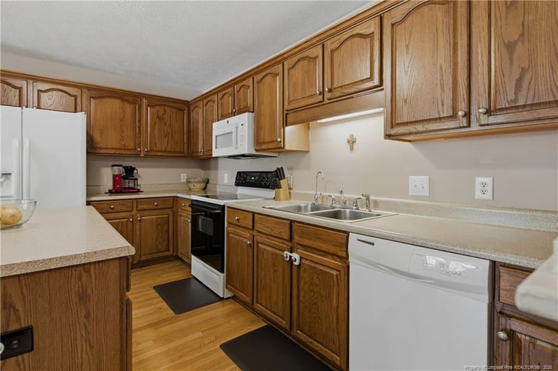619 Northview Dr, Sanford, NC 27332