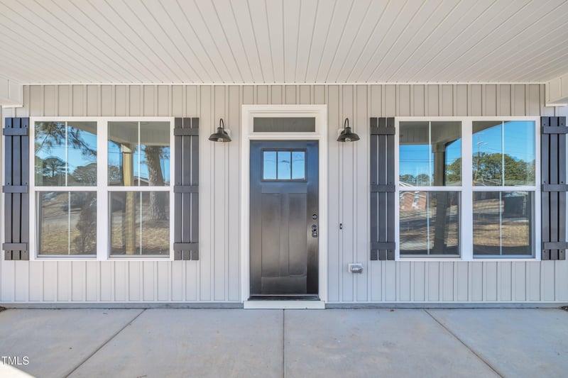 619 Ray St, Selma, NC 27576