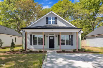 619 Ray St, Selma, NC 27576