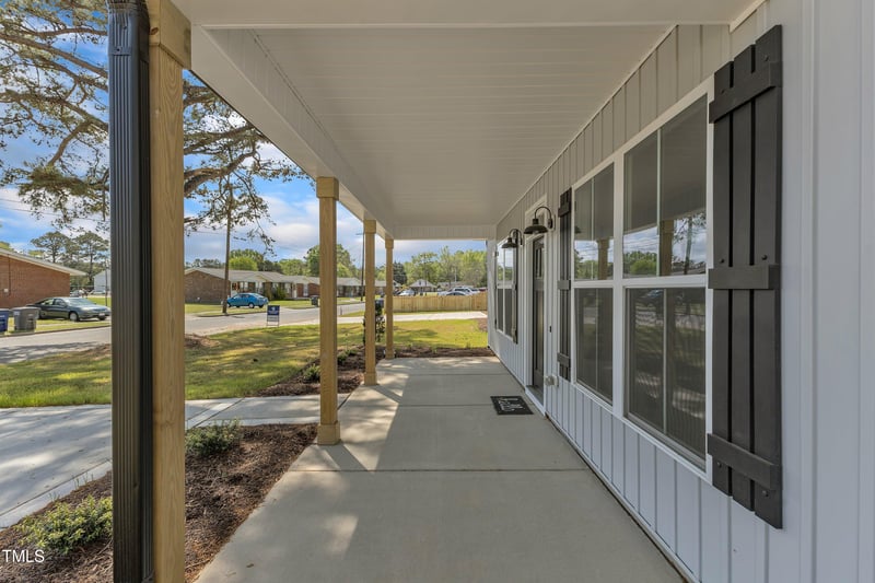 619 Ray St, Selma, NC 27576