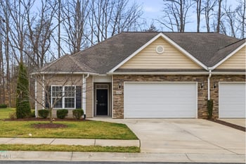 619 Retriever Ln, Mebane, NC 27302