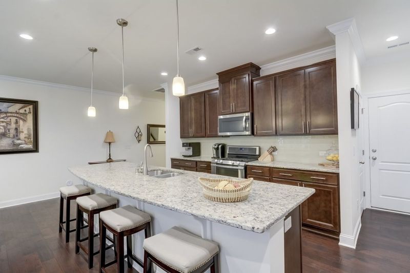 619 Rockcastle Dr, Cary, NC 27519