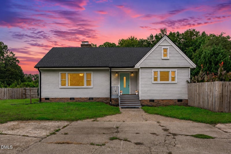 619 Stallings Rd, Zebulon, NC 27597