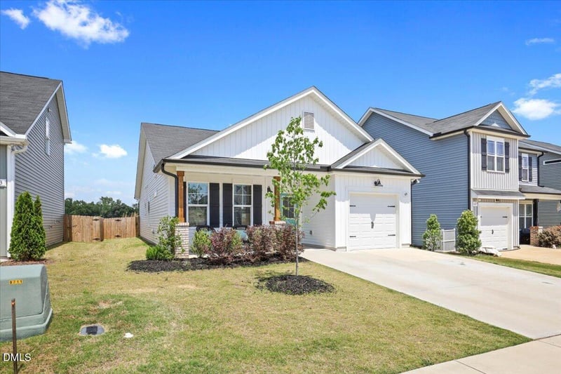 619 Sturgeon St, Smithfield, NC 27577