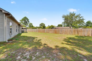 6190 Birchbrook Dr, Hope Mills, NC 28348