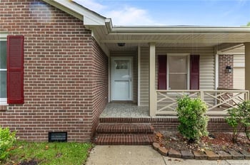 6196 Lake Trail Dr, Fayetteville, NC 28304