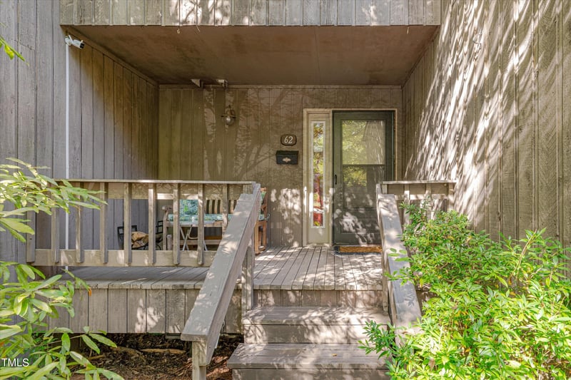 62 Fernwood Ln, Chapel Hill, NC 27516