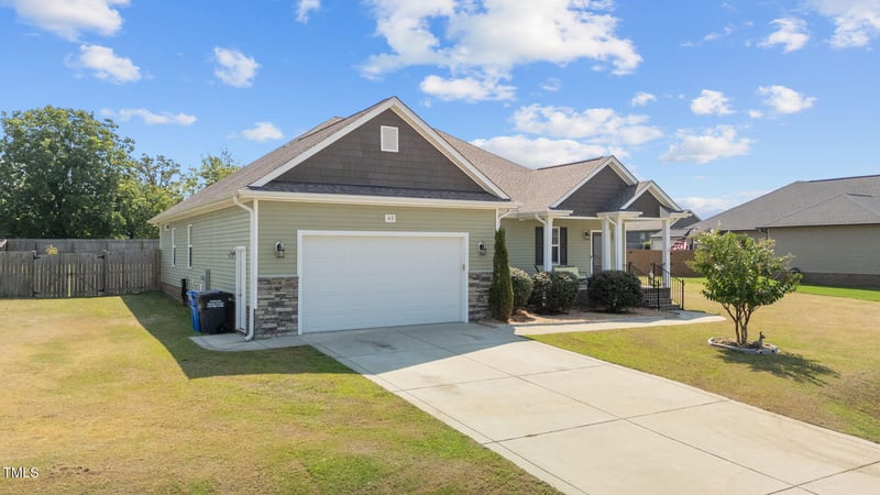 62 Fisher Rd, Lillington, NC 27546