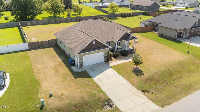 62 Fisher Rd, Lillington, NC 27546
