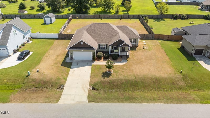 62 Fisher Rd, Lillington, NC 27546