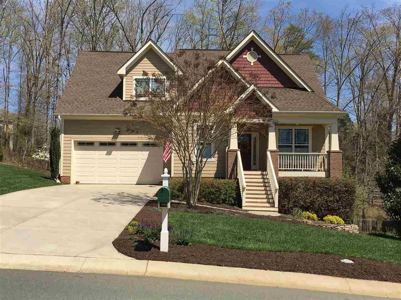 62 Fox Chapel Ln, Pittsboro, NC 27312