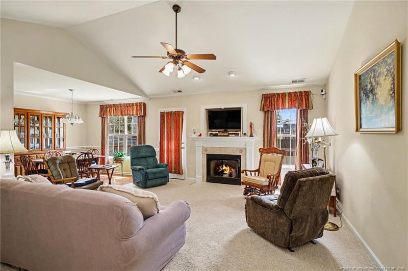 62 Macon Ct, Sanford, NC 27332