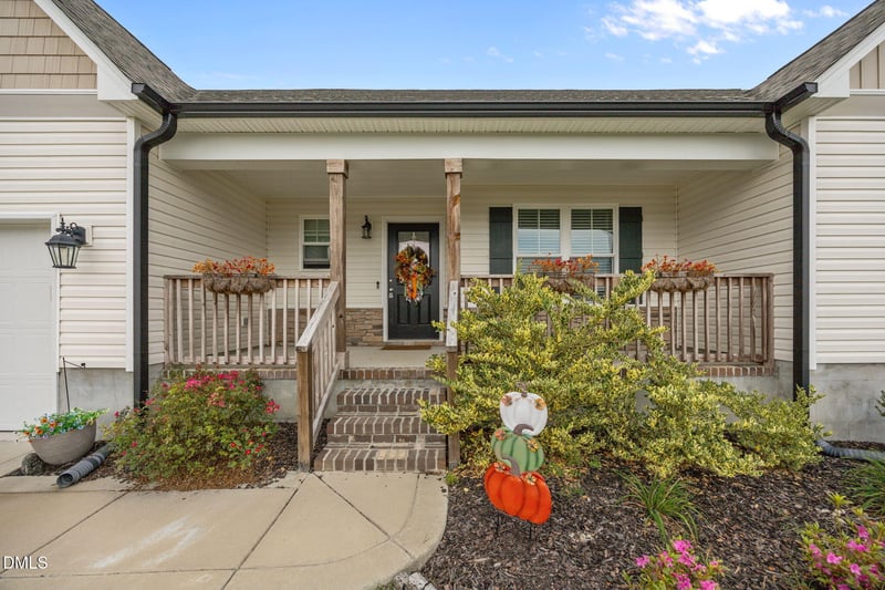 62 Pelt Pl, Benson, NC 27504