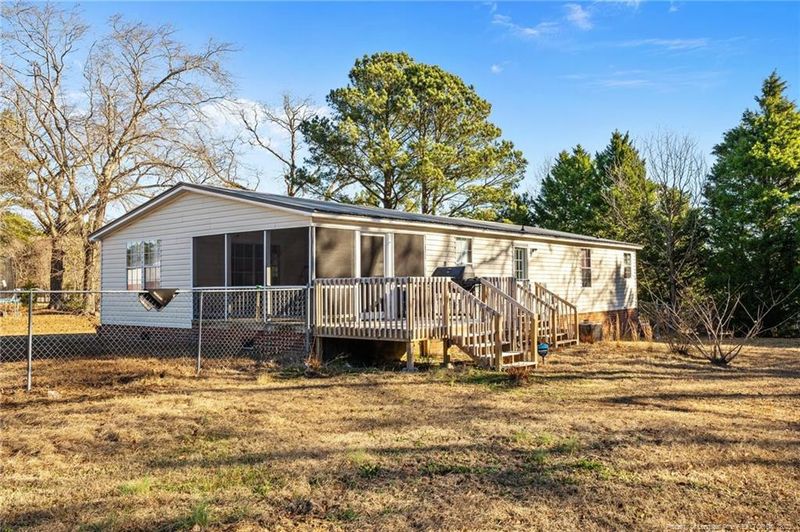 62 Plant Bed Ln, Sanford, NC 27332