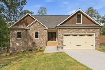62 Ponchartrain St, Fuquay Varina, NC 27526