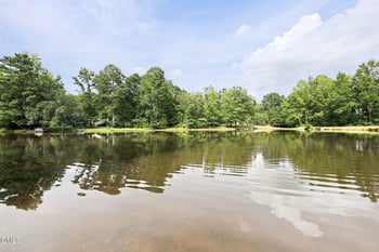 62 Ponchartrain St, Fuquay Varina, NC 27526