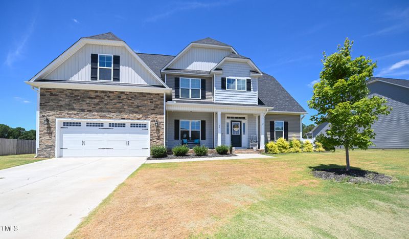 62 Pond Mountain Dr, Clayton, NC 27520