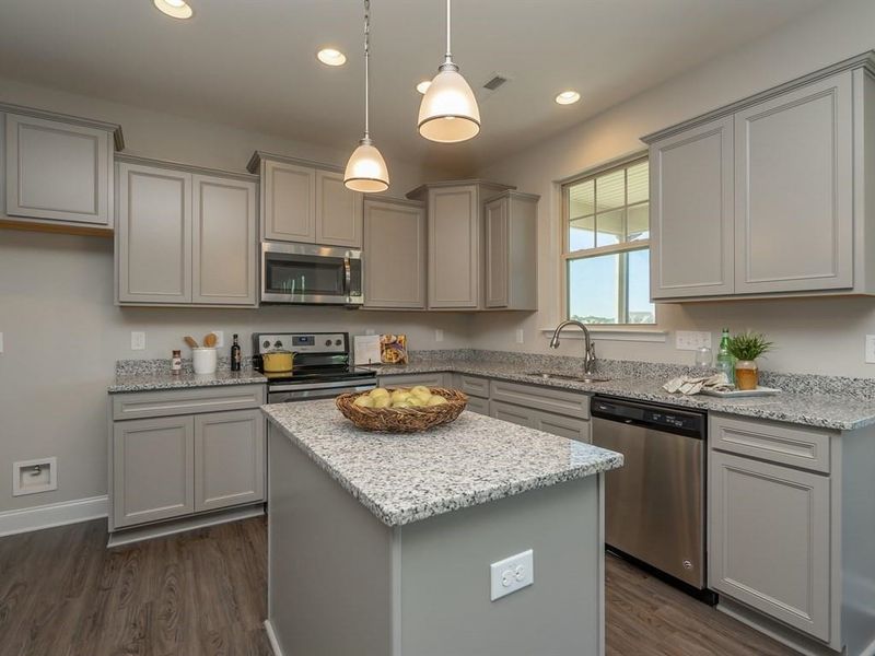 62 Shady Oaks Rd #100, Angier, NC 27501
