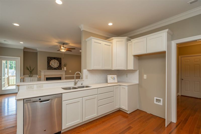 62 Yellowwood Ave, Zebulon, NC 27597