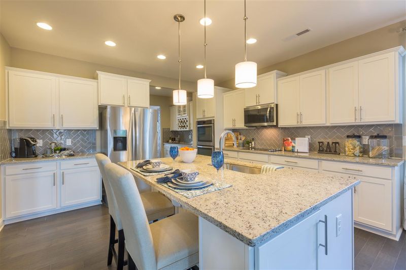 620 Fairway Dr, Mebane, NC 27302